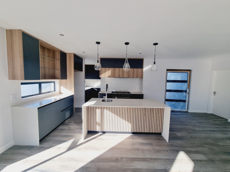 4 Bedroom Property for Sale in Sandown Western Cape